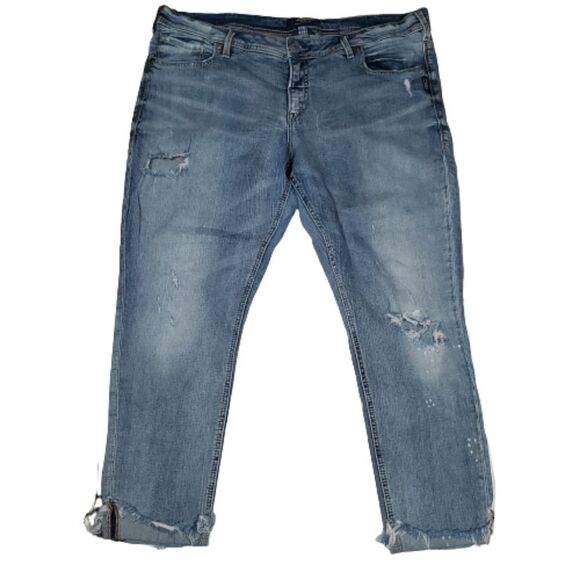 Silver Kenni Distressed Ankle/Cropped Jeans. Tapered. High-waisted. Size 18 - Picture 1 of 14